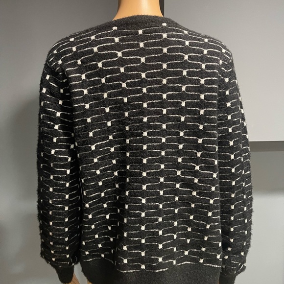 89th + Madison Cardigan - Picture 3 of 8